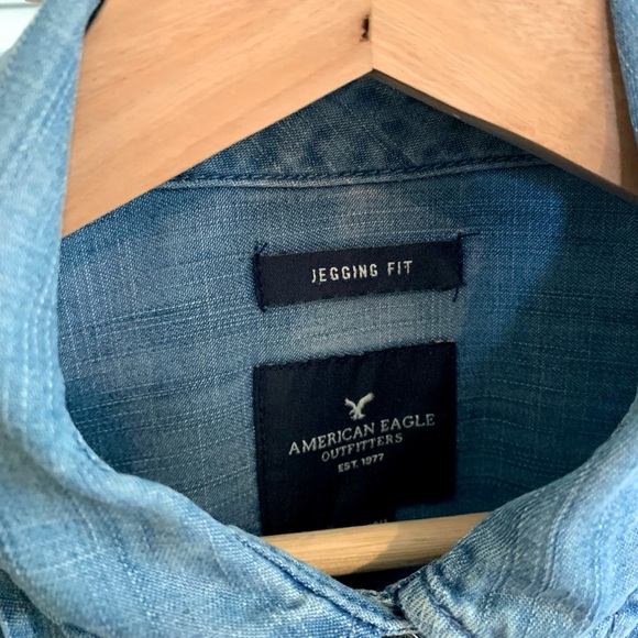 Long Denim Chambray Shirt American Eagle - Picture 3 of 5
